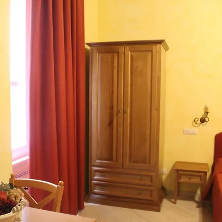 Residenza San Calisto 3* Рим