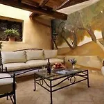 Residenza San Calisto 3*