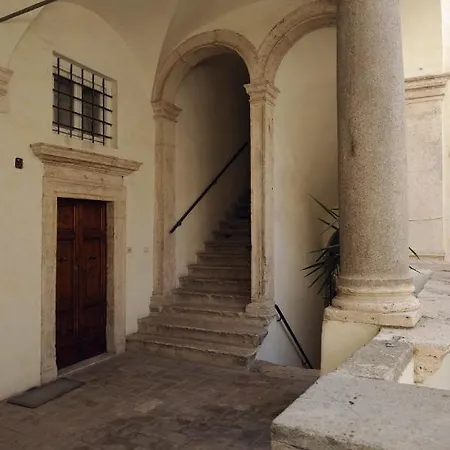 Szálloda Residenza San Calisto 3*